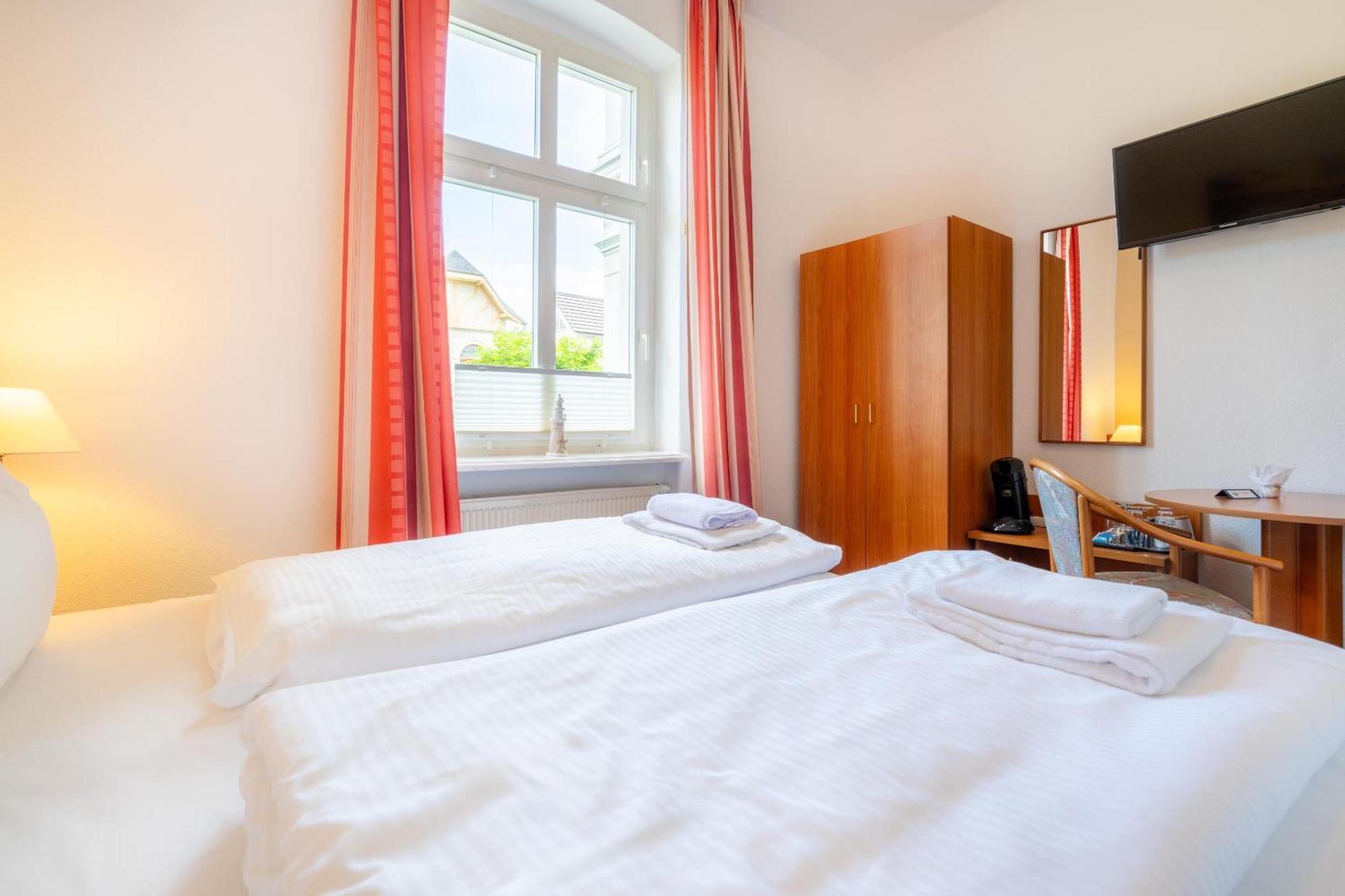 Pension Wald Und See Heringsdorf  Exteriör bild
